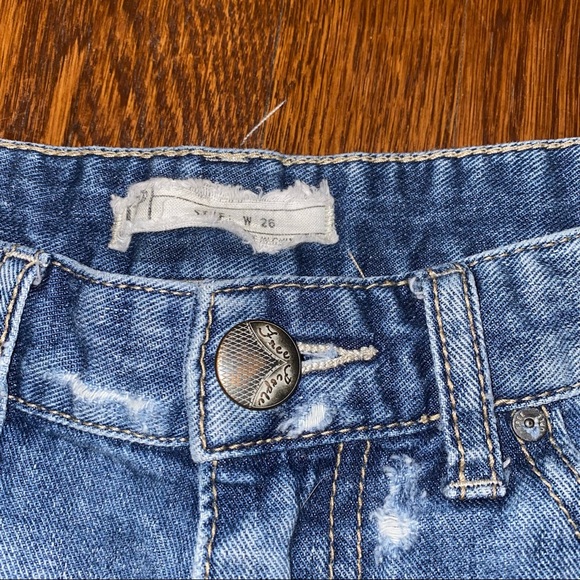 Free People denim shorts - Picture 4 of 4